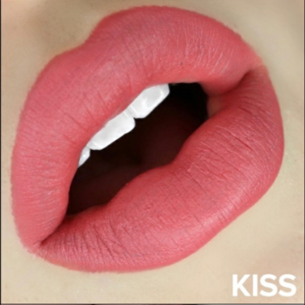 Nudestix Intense Matte Lip & Cheek Pencil Lipstick in Kiss Sealed